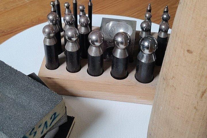 リスボンジュエリーのプライベートワークショップで自分だけの宝物を作る