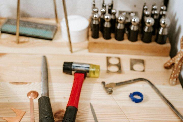 リスボンジュエリーのプライベートワークショップで自分だけの宝物を作る