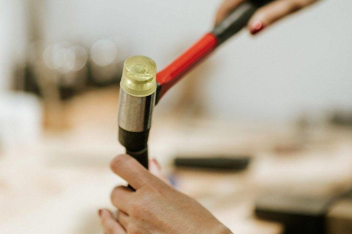 リスボンジュエリーのプライベートワークショップで自分だけの宝物を作る