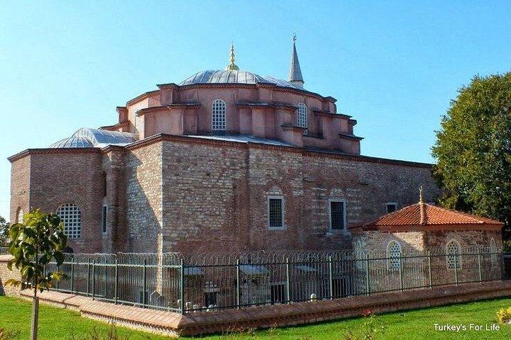 Istanbul Customizable Expert Guided Tour With Syriac Wine Tasting