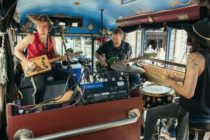 アッシュビル・ライブミュージック・バスツアーとブルワリー立ち寄り