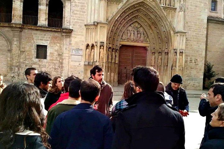 Valencia Old Town Small Group German City Tour