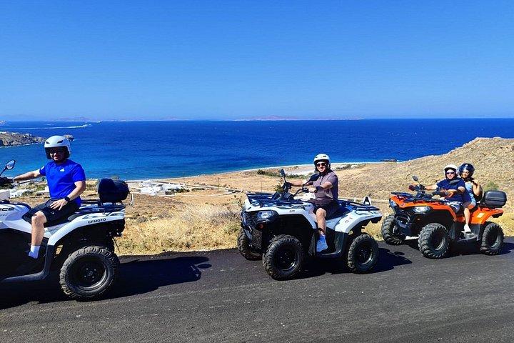 ATVプレミアム4時間アドベンチャーでミコノス島を探索