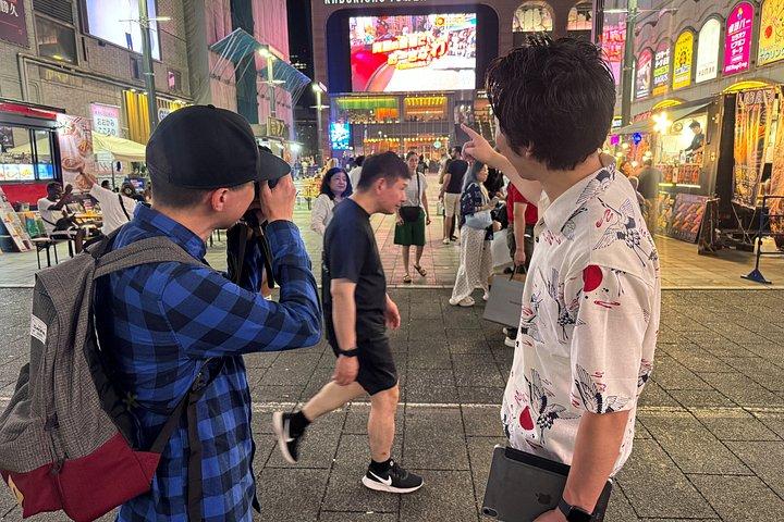 Kabukicho Red Light Comedy Walk with a Local Comedian