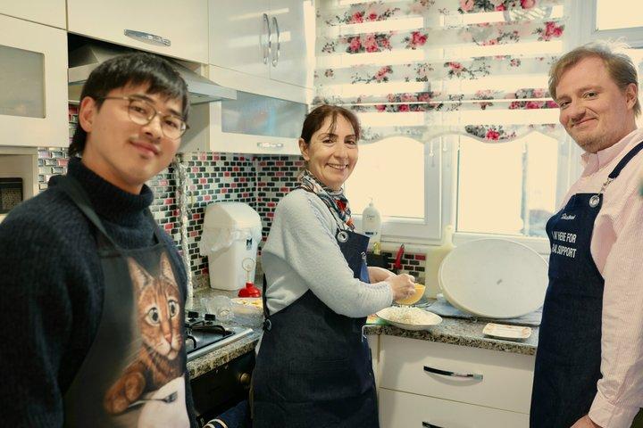 地元のお母さんとのプライベートトルコ料理クッキングクラス