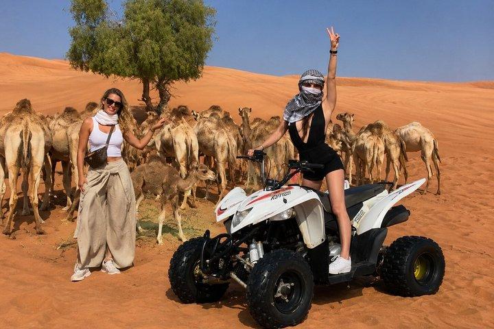 Dubai aften ørkensafari, quadcykel, kamelrejse og grillmiddag