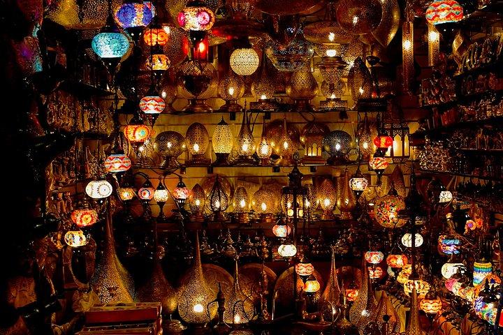 Explore Istanbuls Bazaars Mosques and Colorful Neighborhoods