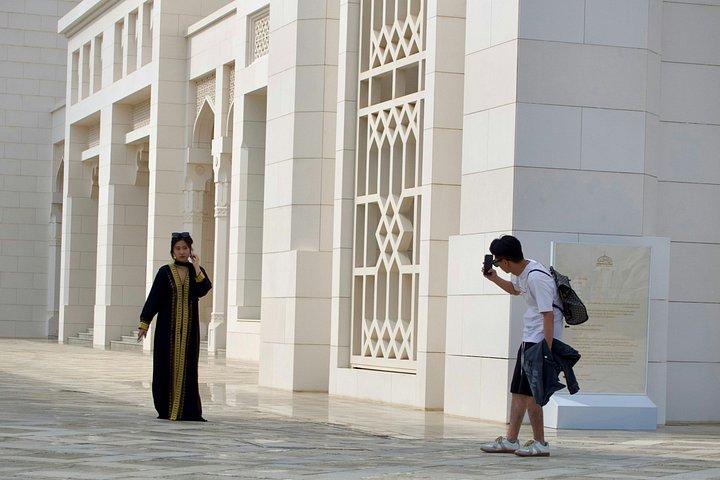 Privat Abu Dhabi Layover Tour : Flexibel tid och flygplatstransfer