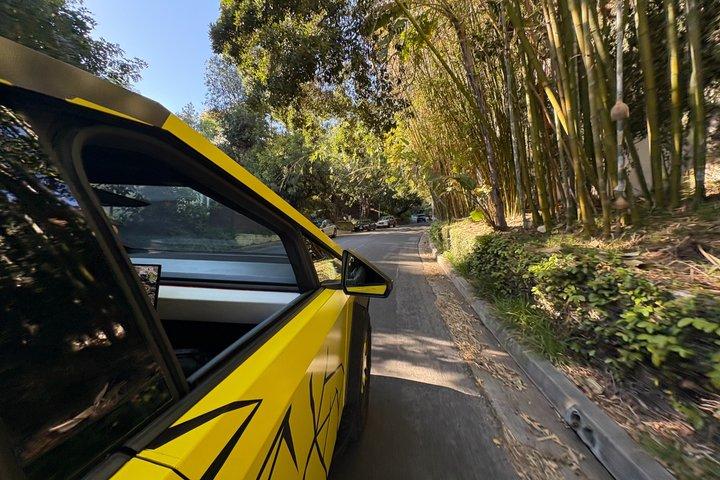 50-minütige Fahrt : Hollywood im Cybertruck erkunden