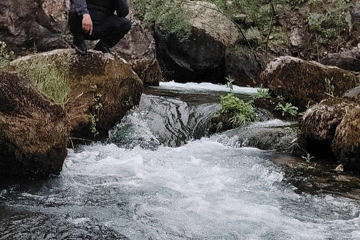 サマルカンドからタジキスタンの七つの湖への日帰り旅行