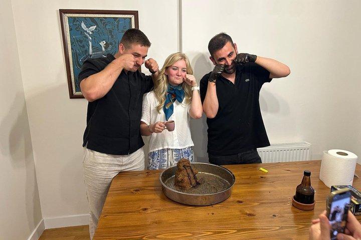 Plato histórico (Çiğköfte) Cocina y cena con música en casa
