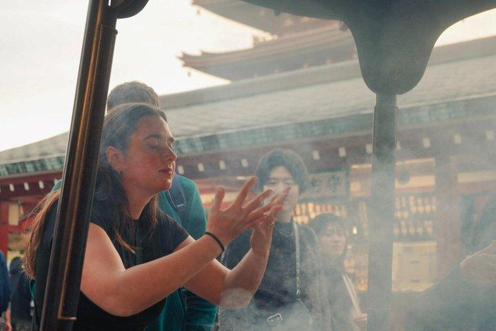 Tokyo Private Custom Tour : Puntos destacados & Gemas ocultas con un local
