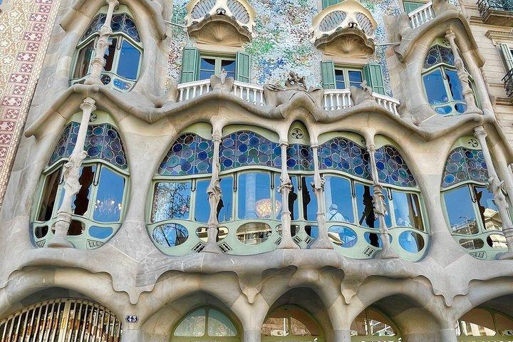 Gaudi City of Dreams Barcelona Self Guided Walking Quest