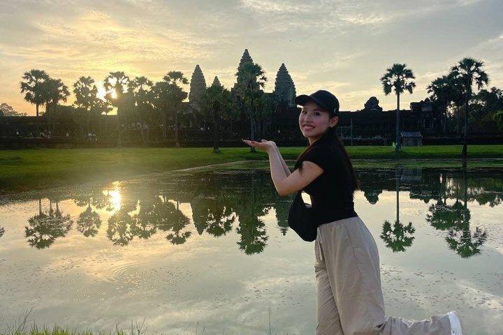 Angkor Sunrise Tour van een halve dag met privévoertuigen en gids
