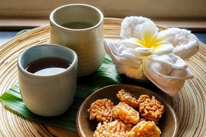 ナイトバザール近くのチェンマイランナー洞窟スパとタイマッサージ