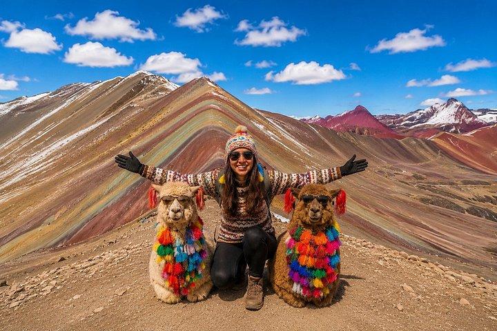 MOUNTAIN OF 7 COLORS + Vinicunca + Breakfast and Lunch – Cusco