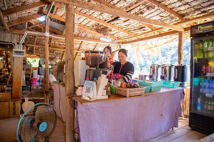 プライベート終日ドイインタノンピークとチェンマイからの滝