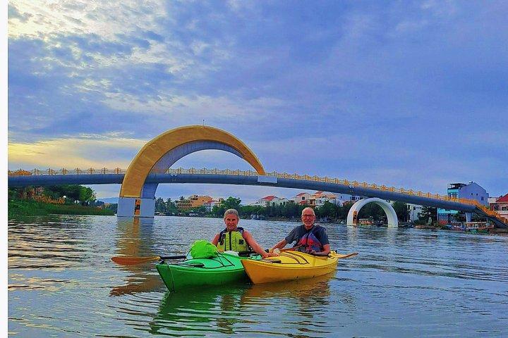 Sunset Paddle and Lantern Town