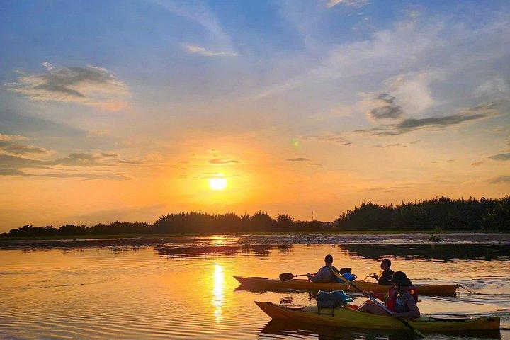 Sunset Paddle and Lantern Town