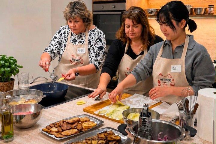 Cucinare come un greco ad Atene Hands On Cooking Class con il vino