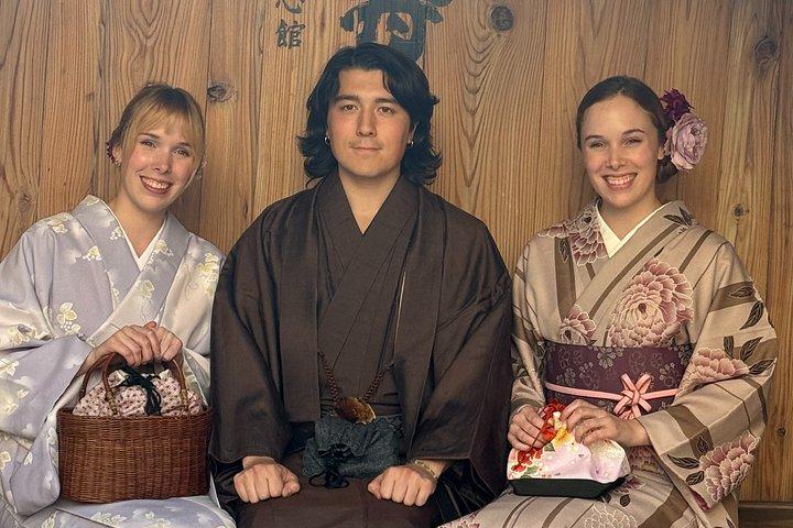 三宮で神戸酒蔵巡りと地元居酒屋ディナー