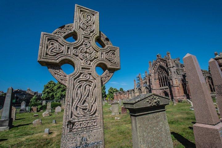 Rosslyn Chapel and Hadrian's Wall Small Group Tour from Edinburgh