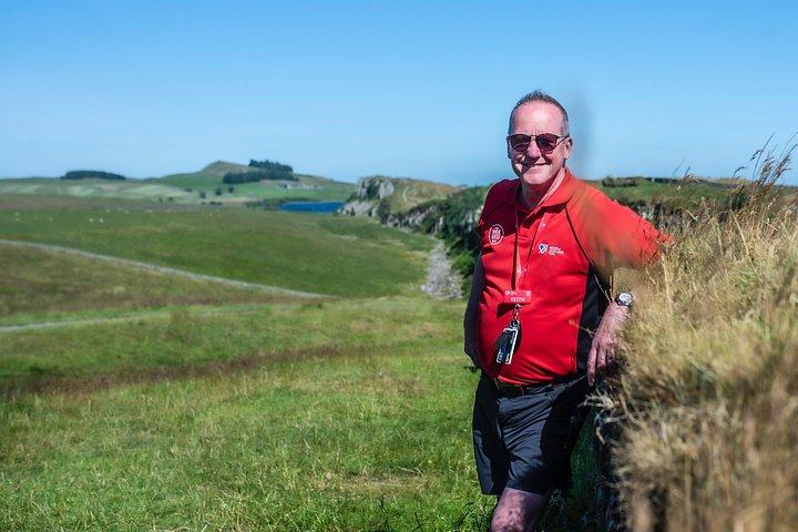 Rosslyn Chapel and Hadrian's Wall Small Group Tour from Edinburgh