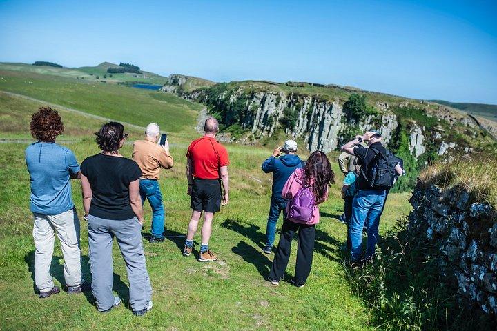 Rosslyn Chapel and Hadrian's Wall Small Group Tour from Edinburgh