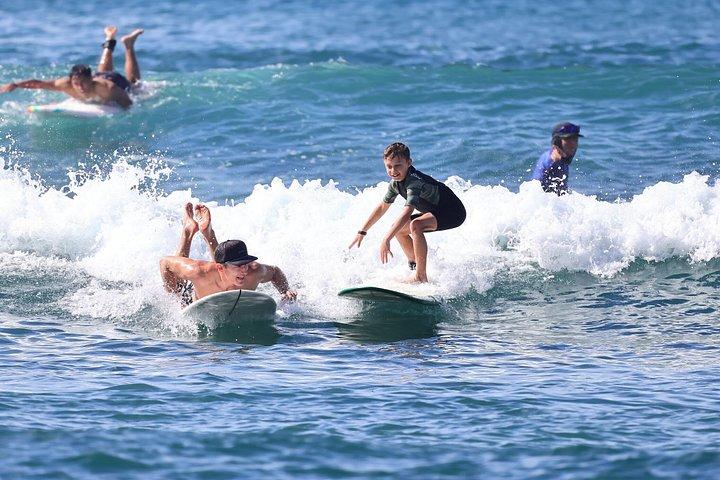 オアフ島ノースショアでのセミプライベートサーフレッスン