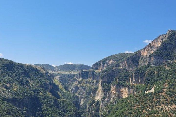 Excursion d'une journée à la cascade de Peshtura et au canyon de Nivica au départ de Saranda/Ksamil