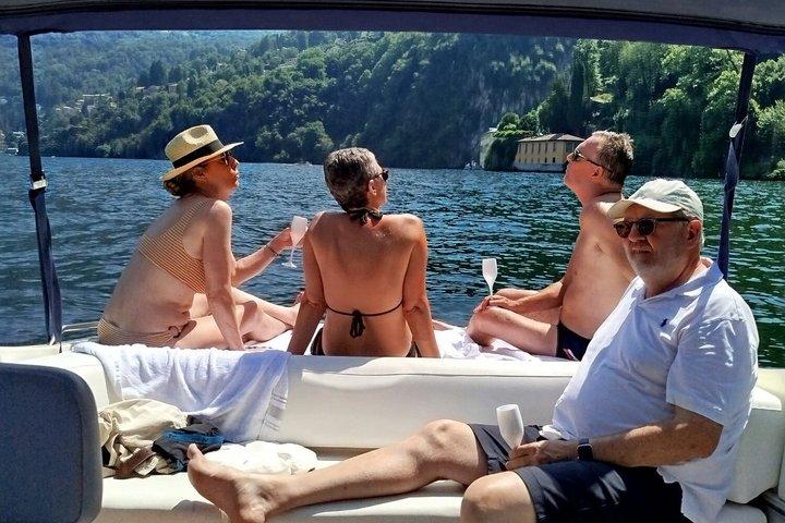 Private Lake Como Boat Tour: Villas & Prosecco 1H - 4H