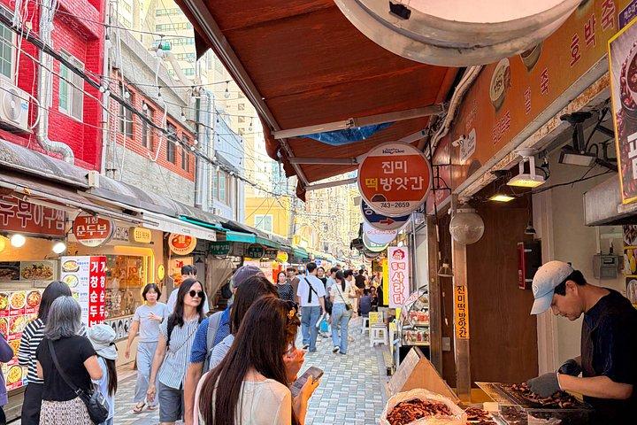 Customizable Private Busan Highlights Tour with a Local Guide