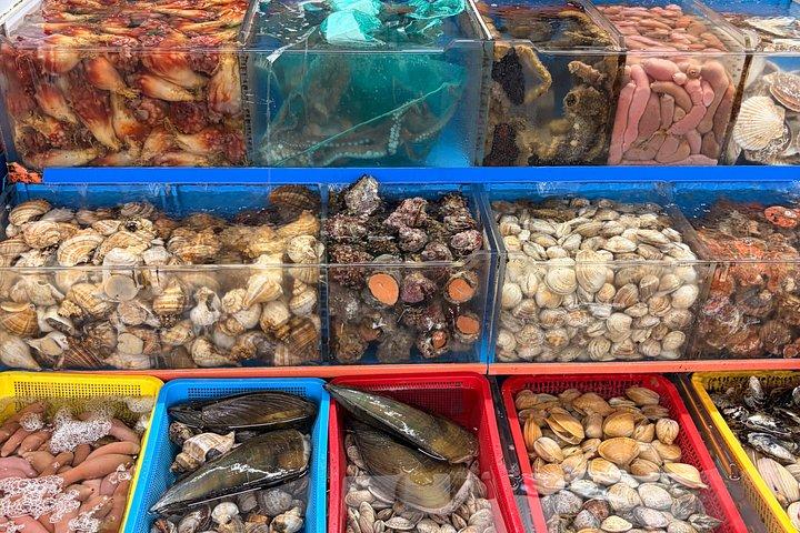 Customizable Private Busan Highlights Tour with a Local Guide