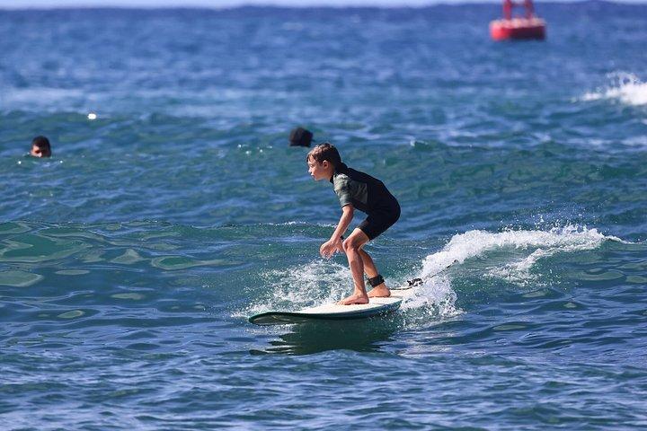 オアフ島ノースショアでのご家族またはグループでのサーフィンレッスン