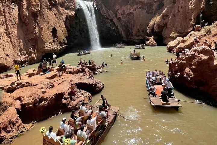 Excursion Journée Aux Cascades d'Ouzoud et Guide et Sortie Bateau