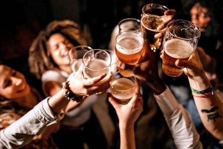 St. Louis Haunted Pub Crawl Storie di fantasmi e bevande
