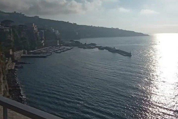 ソレントハイライトヘリテージウォークシービューとレモンツアー