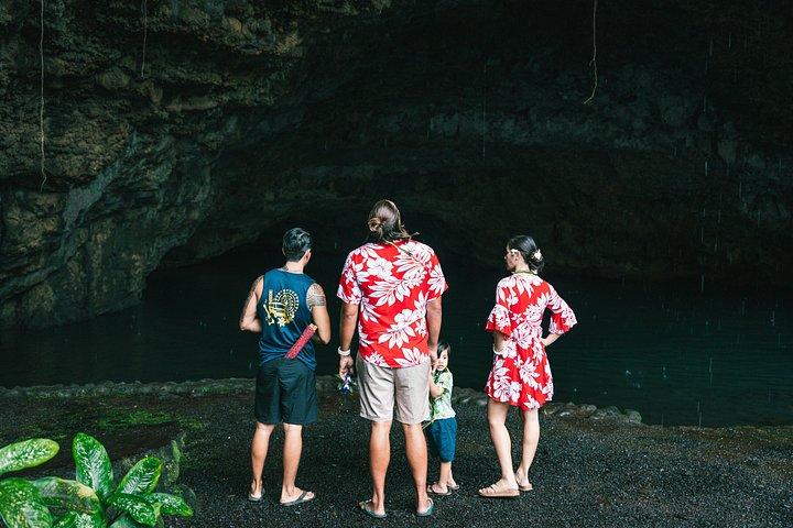 タイヌイ族と巡るタヒチ西海岸半日アドベンチャー