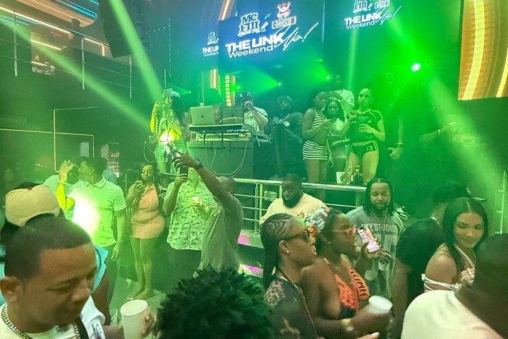 Infinity Bar oder Drink Point VIP Nachtleben Erlebnis