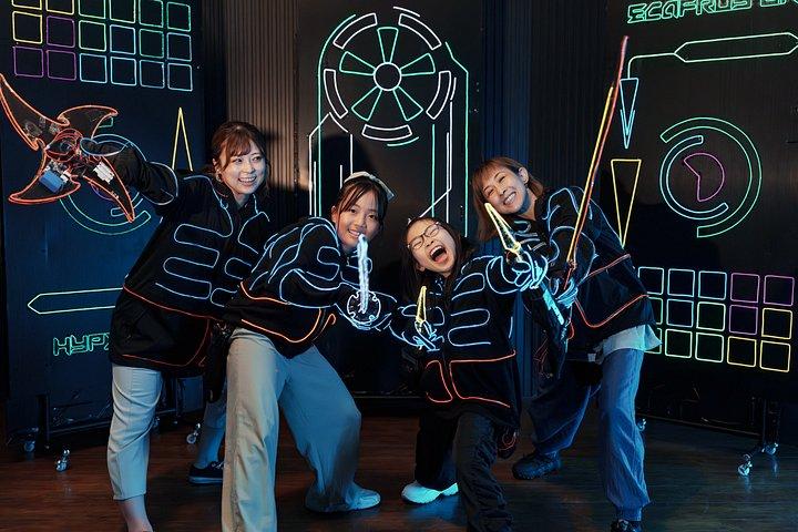OsakaGLOW：光るダンスパフォーマンスと体験