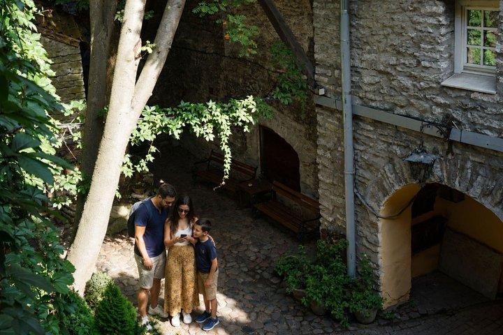 Tallinn chasse au trésor & Highlights visite à pied autonome
