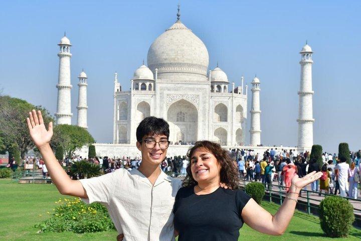 A partir de Delhi Taj Mahal & Agra Fort Tour por Gatiman Express Train
