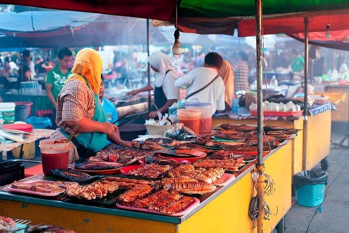 2-timers Kota Kinabalu lokale gade mad og historie vandretur