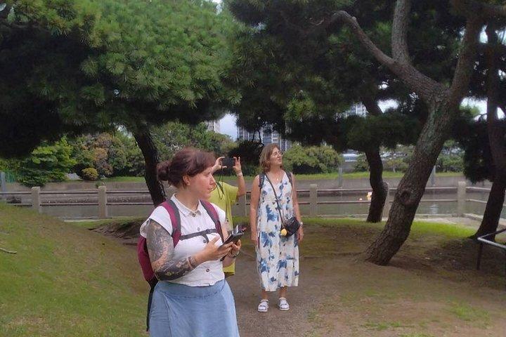 抹茶と日本語菓子で浜離宮恩賜庭園散策ツアー