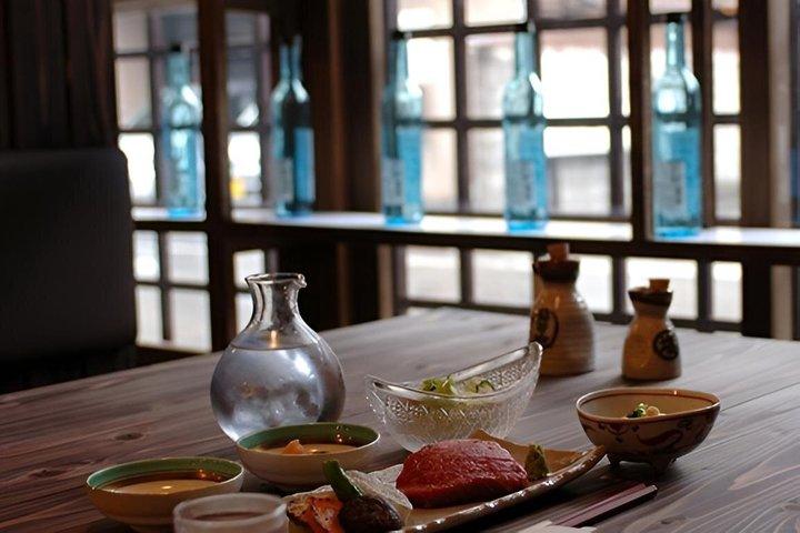 Visita e degustação da cervejaria Takayama Funasaka Sake