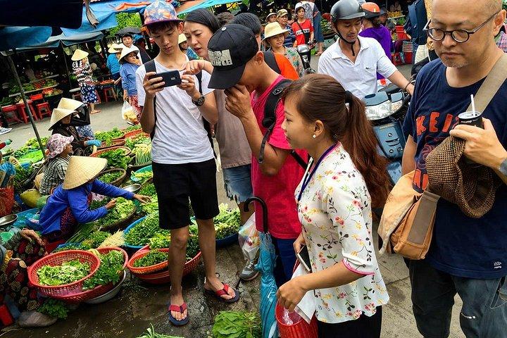 Hoi An Cooking Class with Local Market Visit