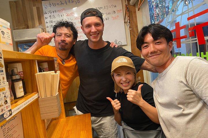 Ofuna Evening Drinks Tour with Local Guide Yuki