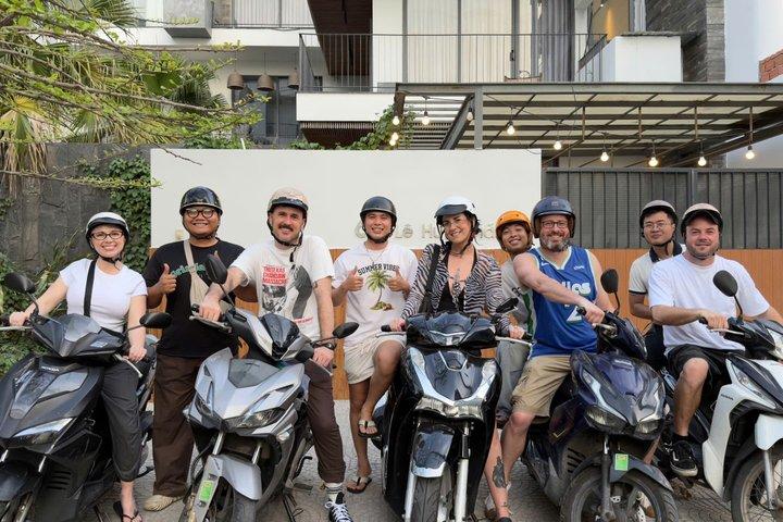 Tour de degustación de comida local y turismo en moto por Nha Trang