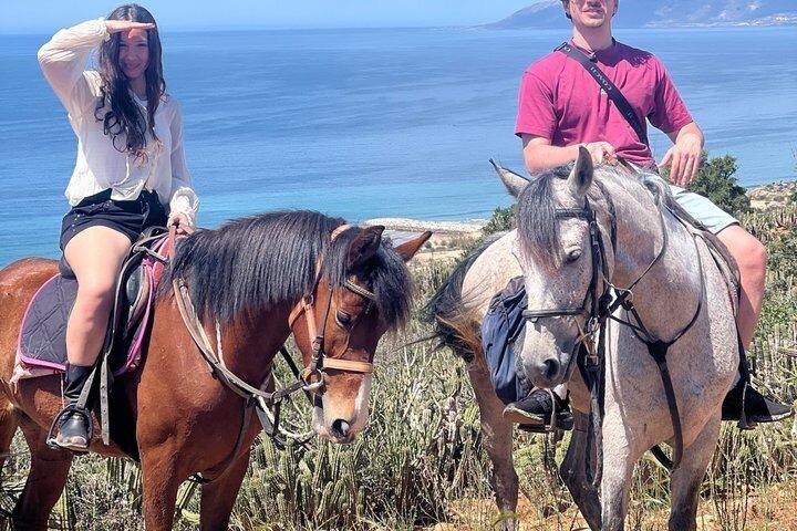Esperienza a cavallo di Agadir sulla spiaggia con opzione tramonto