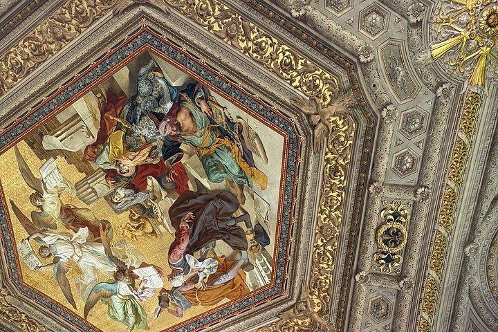 Vatican Museums and Sistine Chapel Entrance with Audio Guide